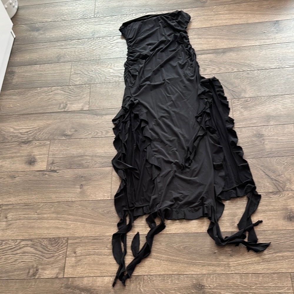 Lioness Black Strapless Babydoll Midi Dress
